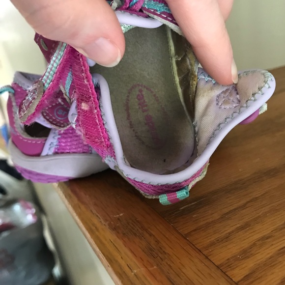 ✅SOLD!✅ {Stride Rite, 4W} Purple Velcro Sandals - Picture 8 of 8